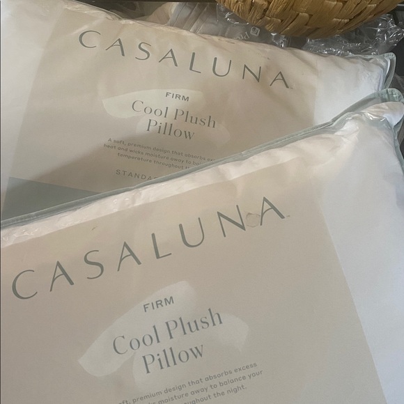 NWT 2 Casaluna Firm Cool Plush Pillowstandard Queen set of 2